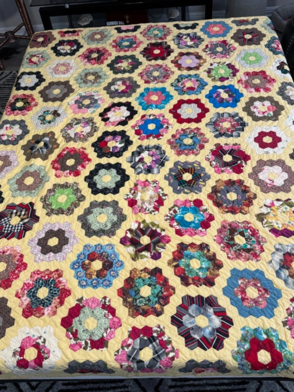 Vintage Grandmother’s Flower Garden Hexagon Quilt - Picture 3 of 9